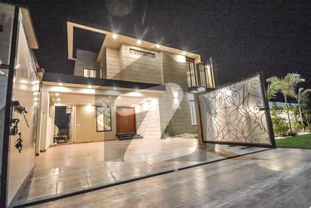 20 MARLA DOUBLE GAIT CORNER ELEGANT AND FULLY MAINTAINED SUPER HOT LOCATED BUNGALOW IS AVAILABLE IN THE BEST BLOCK OF DHA LAHORE.