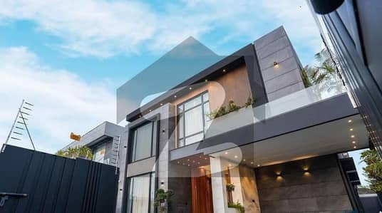 20 MARLA ELEGANT AND FULLY FURNISHED & BASEMENT BUNGALOW IS AVAILABLE IN THE BEST BLOCK OF DHA LAHORE.