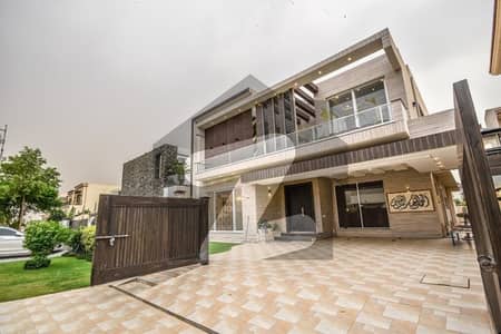 20 MARLA ELEGANT AND FULLY MAINTAINED SUPER HOT LOCATED BUNGALOW IS AVAILABLE IN THE BEST BLOCK OF DHA LAHORE. 20 MARLA ELEGANT AND FULLY MAINTAINED SUPER HOT LOCATED BUNGALOW IS AVAILABLE IN THE BEST BLOCK OF DHA LAHORE.