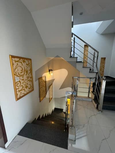 Stunning Prime Location 5 Marla House In Park View City Available