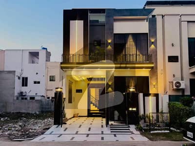 سٹی ہاؤسنگ سوسائٹی گوجرانوالہ میں 4 کمروں کا 5 مرلہ مکان 2.25 کروڑ میں برائے فروخت۔