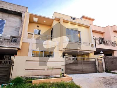 بحریہ ٹاؤن فیز 8 ۔ ابو بکر بلاک بحریہ ٹاؤن فیز 8 ۔ سفاری ویلی,بحریہ ٹاؤن فیز 8,بحریہ ٹاؤن راولپنڈی,راولپنڈی میں 5 کمروں کا 7 مرلہ مکان 2.6 کروڑ میں برائے فروخت۔ بحریہ ٹاؤن فیز 8 ۔ ابو بکر بلاک بحریہ ٹاؤن فیز 8 ۔ سفاری ویلی,بحریہ ٹاؤن فیز 8,بحریہ ٹاؤن راولپنڈی,راولپنڈی میں 5 کمروں کا 7 مرلہ مکان 2.6 کروڑ میں برائے فروخت۔