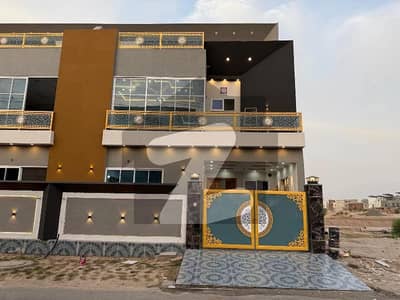 DHA phase 8 ex Park View 10 Marla house for rent Brand New