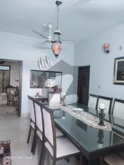 گلشنِ اقبال - بلاک 5 گلشنِ اقبال,گلشنِ اقبال ٹاؤن,کراچی میں 6 کمروں کا 10 مرلہ مکان 6.5 کروڑ میں برائے فروخت۔ گلشنِ اقبال - بلاک 5 گلشنِ اقبال,گلشنِ اقبال ٹاؤن,کراچی میں 6 کمروں کا 10 مرلہ مکان 6.5 کروڑ میں برائے فروخت۔