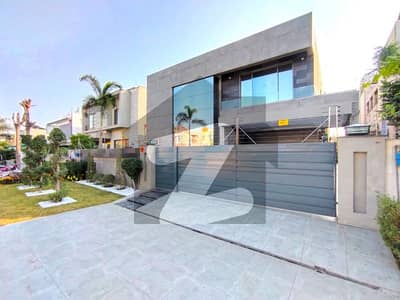 ڈی ایچ اے فیز 5 - بلاک ایف فیز 5,ڈیفنس (ڈی ایچ اے),لاہور میں 5 کمروں کا 1 کنال مکان 3.0 لاکھ میں کرایہ پر دستیاب ہے۔