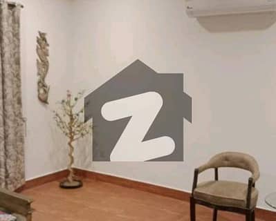 ٹیک ٹاؤن کینال روڈ کینال روڈ,فیصل آباد میں 5 کمروں کا 1 کنال مکان 6.0 کروڑ میں برائے فروخت۔