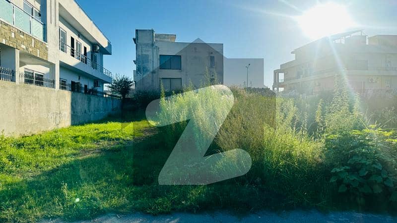 ڈی ۔ 12/2 ڈی ۔ 12,اسلام آباد میں 14 مرلہ رہائشی پلاٹ 7.25 کروڑ میں برائے فروخت۔ ڈی ۔ 12/2 ڈی ۔ 12,اسلام آباد میں 14 مرلہ رہائشی پلاٹ 7.25 کروڑ میں برائے فروخت۔