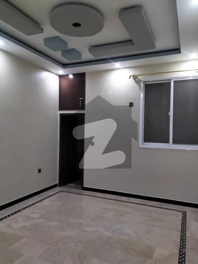 سیکٹر 25-اے - پنجابی سوداگرملٹی پرپز سوسائٹی سکیم 33 - سیکٹر 25-اے,سکیم 33,کراچی میں 7 کمروں کا 5 مرلہ مکان 1.0 لاکھ میں کرایہ پر دستیاب ہے۔