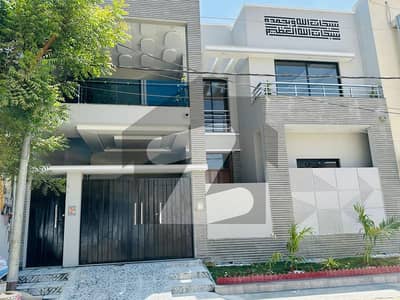 سیکٹر 25-اے - پنجابی سوداگرملٹی پرپز سوسائٹی سکیم 33 - سیکٹر 25-اے,سکیم 33,کراچی میں 6 کمروں کا 10 مرلہ مکان 5.5 کروڑ میں برائے فروخت۔