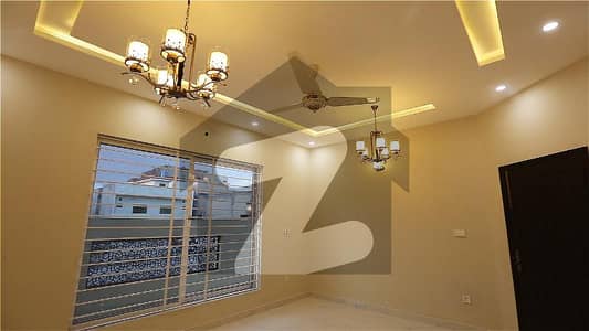 10 Marla Brand New house 10 Marla Brand New house