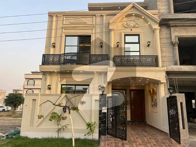 5 Marla FACING PARK Designer House For Sale In E Block Central Park Lahore 5 Marla FACING PARK Designer House For Sale In E Block Central Park Lahore