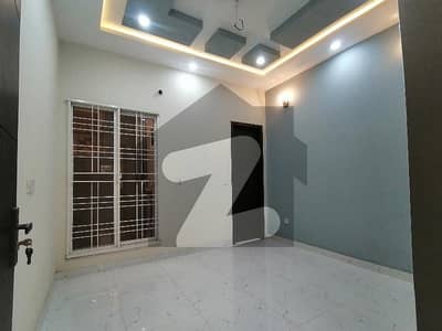 Prime Location 5 Marla House In Park View City For sale At Good Location