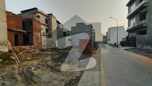 5 Marla Possession Plot in Park View City Over Sea Plots 5 Marla Possession Plot in Park View City Over Sea Plots