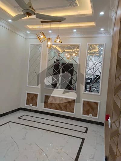 ڈی ایچ اے 9 ٹاؤن ڈیفنس (ڈی ایچ اے),لاہور میں 3 کمروں کا 5 مرلہ مکان 1.15 لاکھ میں کرایہ پر دستیاب ہے۔