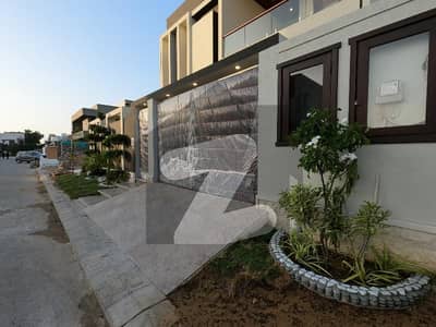 ڈی ایچ اے فیز 8 ڈی ایچ اے ڈیفینس,کراچی میں 6 کمروں کا 1 کنال مکان 22.0 کروڑ میں برائے فروخت۔ ڈی ایچ اے فیز 8 ڈی ایچ اے ڈیفینس,کراچی میں 6 کمروں کا 1 کنال مکان 22.0 کروڑ میں برائے فروخت۔