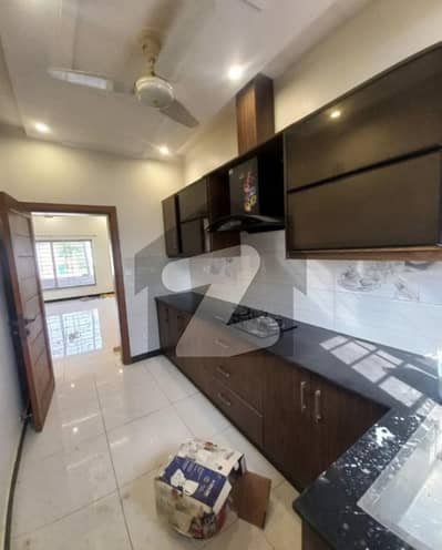 بحریہ انکلیو - سیکٹر ایچ بحریہ انکلیو,بحریہ ٹاؤن,اسلام آباد میں 1 کمرے کا 5 مرلہ زیریں پورشن 35.0 ہزار میں کرایہ پر دستیاب ہے۔