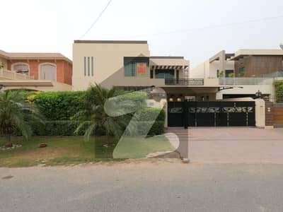 1 Kanal House Is Available For Sale In DHA Phase 4 Block CC Lahore 1 Kanal House Is Available For Sale In DHA Phase 4 Block CC Lahore