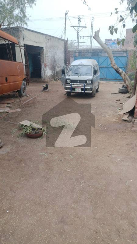 فیروزپور روڈ لاہور میں 2 کنال صنعتی زمین 2.5 کروڑ میں برائے فروخت۔ فیروزپور روڈ لاہور میں 2 کنال صنعتی زمین 2.5 کروڑ میں برائے فروخت۔