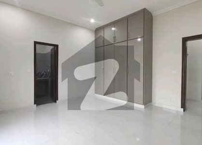 House In Bahria Town - Sector E Sized 5 Marla Is Available House In Bahria Town - Sector E Sized 5 Marla Is Available