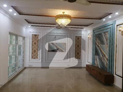 ڈی ایچ اے فیز 8 سابقہ ایئر ایوینیو ڈی ایچ اے فیز 8,ڈی ایچ اے ڈیفینس,لاہور میں 2 کمروں کا 10 مرلہ بالائی پورشن 85.0 ہزار میں کرایہ پر دستیاب ہے۔ ڈی ایچ اے فیز 8 سابقہ ایئر ایوینیو ڈی ایچ اے فیز 8,ڈی ایچ اے ڈیفینس,لاہور میں 2 کمروں کا 10 مرلہ بالائی پورشن 85.0 ہزار میں کرایہ پر دستیاب ہے۔