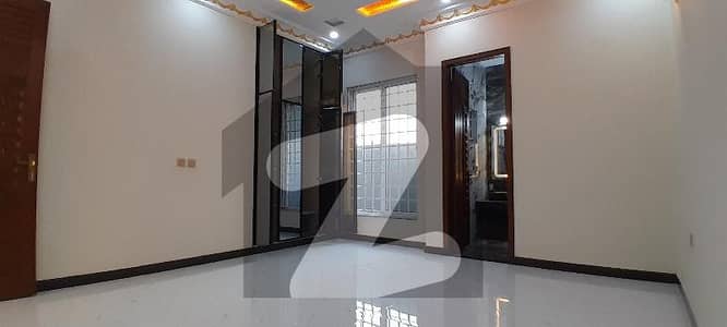 Prime Location 5 Marla House For Grabs In Park View City