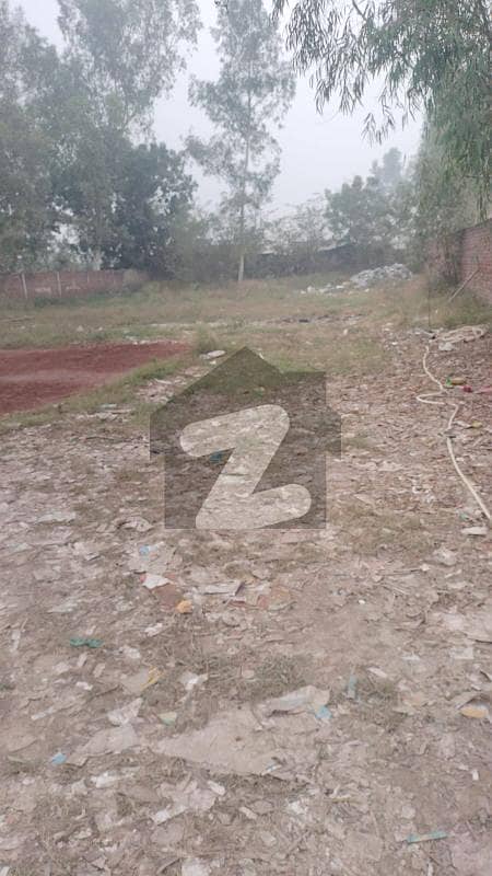 مُصطفی آباد للیانی لاہور میں 3 کنال صنعتی زمین 7.0 کروڑ میں برائے فروخت۔ مُصطفی آباد للیانی لاہور میں 3 کنال صنعتی زمین 7.0 کروڑ میں برائے فروخت۔