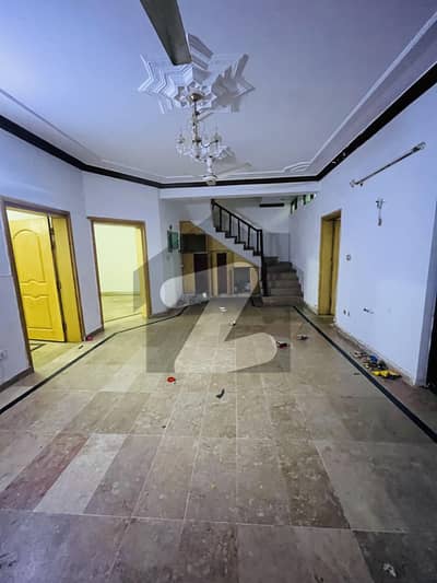 ای ۔ 11 اسلام آباد میں 2 کمروں کا 8 مرلہ زیریں پورشن 50.0 ہزار میں کرایہ پر دستیاب ہے۔