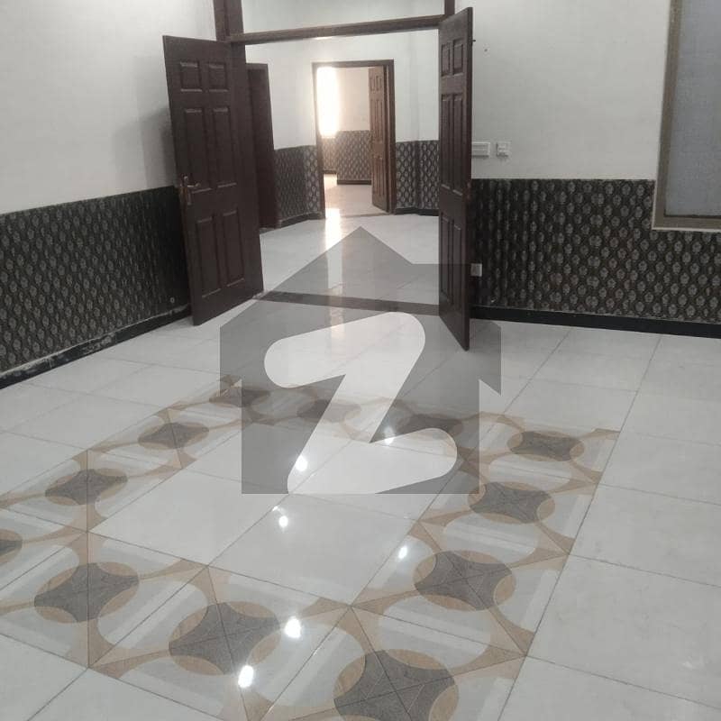 جی ۔ 13 اسلام آباد میں 4 کمروں کا 14 مرلہ زیریں پورشن 1.0 لاکھ میں کرایہ پر دستیاب ہے۔ جی ۔ 13 اسلام آباد میں 4 کمروں کا 14 مرلہ زیریں پورشن 1.0 لاکھ میں کرایہ پر دستیاب ہے۔