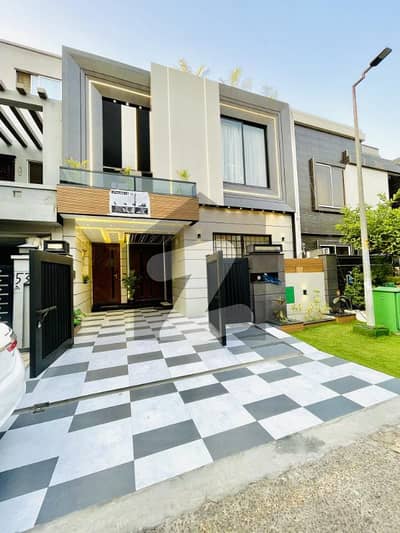 بحریہ ٹاؤن جناح بلاک بحریہ ٹاؤن سیکٹر ای,بحریہ ٹاؤن,لاہور میں 3 کمروں کا 5 مرلہ مکان 2.18 کروڑ میں برائے فروخت۔ بحریہ ٹاؤن جناح بلاک بحریہ ٹاؤن سیکٹر ای,بحریہ ٹاؤن,لاہور میں 3 کمروں کا 5 مرلہ مکان 2.18 کروڑ میں برائے فروخت۔