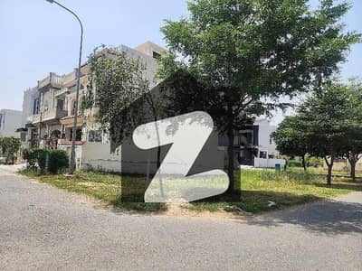5.5 Marla Top Location Plot No- 257 Block E Phase 9 Town DHA Lahore For Urgent Sale