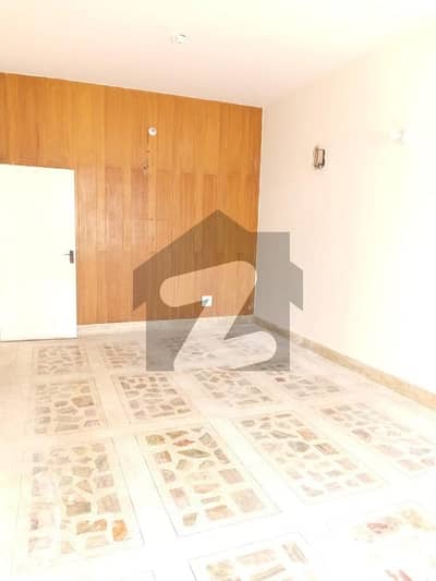 3 Bed dd Portion Rent KDA market behind