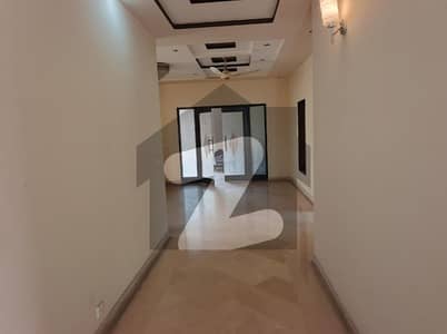 01 KANAL DESIGNER LUXURY LOWER PORTION AVAILABLE FOR RENT WITH SEPARATE GATE 01 KANAL DESIGNER LUXURY LOWER PORTION AVAILABLE FOR RENT WITH SEPARATE GATE