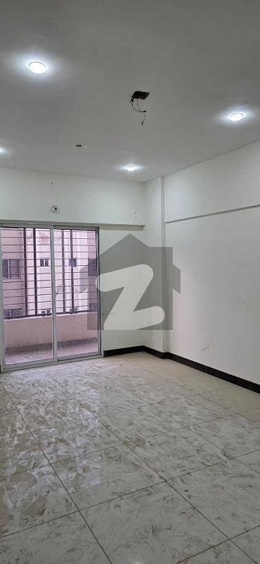 1400 Sq Ft 3 Bedrooms , Drawing & Dining Apartment For Sale In King Classic, Main University Road, Karachi ( Builder transfer)