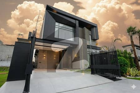 ڈی ایچ اے فیز 6 - بلاک ایل فیز 6,ڈیفنس (ڈی ایچ اے),لاہور میں 5 کمروں کا 1 کنال مکان 8.15 کروڑ میں برائے فروخت۔