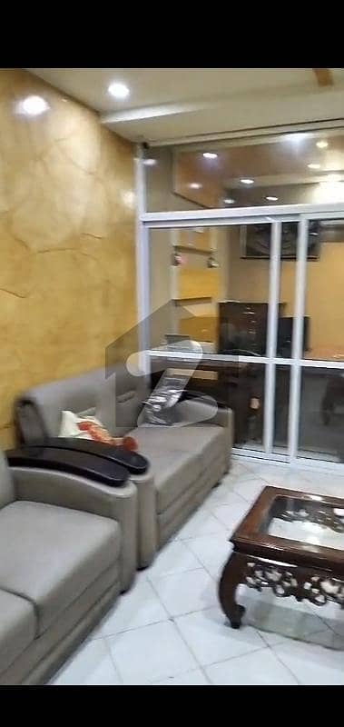 ڈی گراؤنڈ فیصل آباد میں 1 مرلہ دفتر 50.0 ہزار میں کرایہ پر دستیاب ہے۔