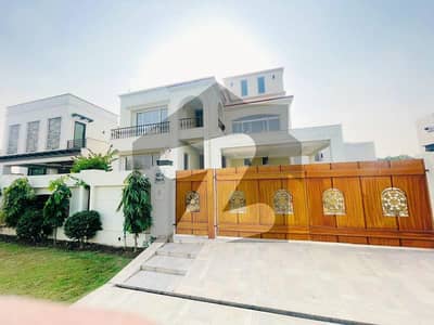 1 KANAL MODERN HOUSE WITH BASEMENT AVAILABLE FOR RENT IN DHA PHASE 6