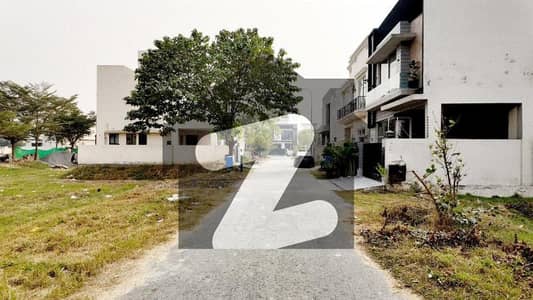 5 Marla Top Location Plot No- 577 Block E Phase 9 Town DHA Lahore For Urgent Sale