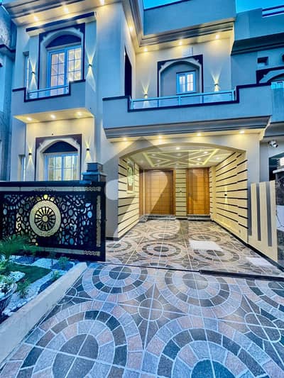 بحریہ ٹاؤن فیز 8 ۔ علی بلاک بحریہ ٹاؤن فیز 8 ۔ سفاری ویلی,بحریہ ٹاؤن فیز 8,بحریہ ٹاؤن راولپنڈی,راولپنڈی میں 3 کمروں کا 5 مرلہ مکان 2.5 کروڑ میں برائے فروخت۔