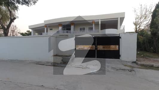 بنی گالہ اسلام آباد میں 7 کمروں کا 1 کنال مکان 10.0 کروڑ میں برائے فروخت۔