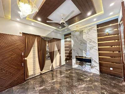 بحریہ ٹاؤن سیکٹر سی بحریہ ٹاؤن,لاہور میں 3 کمروں کا 10 مرلہ بالائی پورشن 55.0 ہزار میں کرایہ پر دستیاب ہے۔ بحریہ ٹاؤن سیکٹر سی بحریہ ٹاؤن,لاہور میں 3 کمروں کا 10 مرلہ بالائی پورشن 55.0 ہزار میں کرایہ پر دستیاب ہے۔