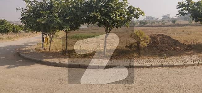 ڈی ایچ اے فیز 3 ۔ بلاک بی ڈی ایچ اے ڈیفینس فیز 3,ڈی ایچ اے ڈیفینس,اسلام آباد میں 1 کنال رہائشی پلاٹ 2.7 کروڑ میں برائے فروخت۔ ڈی ایچ اے فیز 3 ۔ بلاک بی ڈی ایچ اے ڈیفینس فیز 3,ڈی ایچ اے ڈیفینس,اسلام آباد میں 1 کنال رہائشی پلاٹ 2.7 کروڑ میں برائے فروخت۔