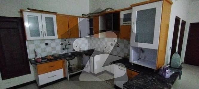 گلشنِ اقبال - بلاک 1 گلشنِ اقبال,گلشنِ اقبال ٹاؤن,کراچی میں 3 کمروں کا 7 مرلہ زیریں پورشن 2.4 کروڑ میں برائے فروخت۔