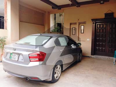 10 Marla Modern Elegant Design Luxury HOUSE Available For Rent In DHA PHASE 4 10 Marla Modern Elegant Design Luxury HOUSE Available For Rent In DHA PHASE 4