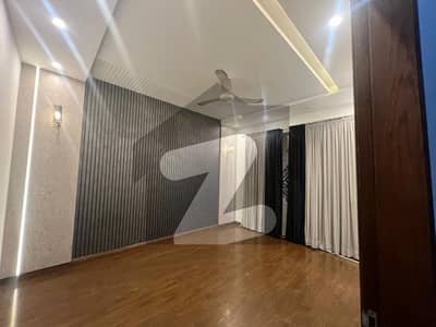 10 Marla 3 Bed Upper Portion For Rent Near Commercial