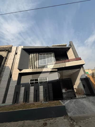 5 Marla Designer House Available For Sale