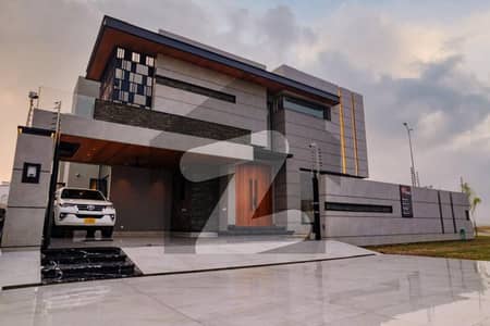 2 KANAL LOWER PORTION AVAILABLE FOR RENT IN DHA PHASE 8.