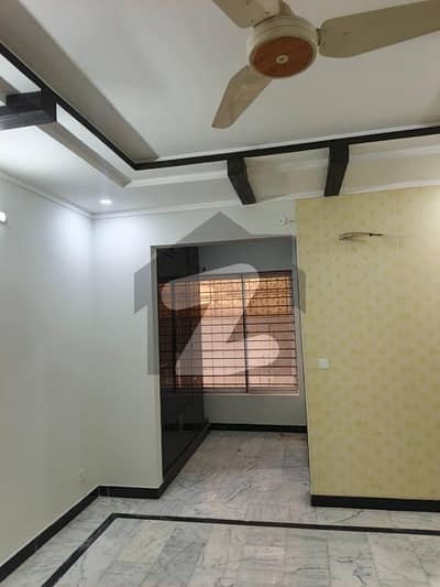 E11/4 1 kanal open Basement 3 Bedroom