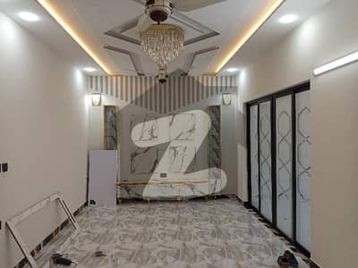 گارڈن ٹاؤن فیز 3 گارڈن ٹاؤن,گوجرانوالہ میں 4 کمروں کا 5 مرلہ مکان 2.35 کروڑ میں برائے فروخت۔