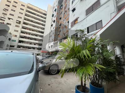 کلفٹن ۔ بلاک 2 کلفٹن,کراچی میں 2 مرلہ کمرہ 38.0 ہزار میں کرایہ پر دستیاب ہے۔