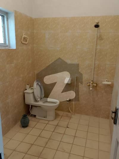 ویسٹریج راولپنڈی میں 3 کمروں کا 1 کنال بالائی پورشن 90.0 ہزار میں کرایہ پر دستیاب ہے۔ ویسٹریج راولپنڈی میں 3 کمروں کا 1 کنال بالائی پورشن 90.0 ہزار میں کرایہ پر دستیاب ہے۔